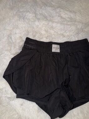 Aerie Offline Black Lightweight Elastic-Waist Athletic Shorts size XL